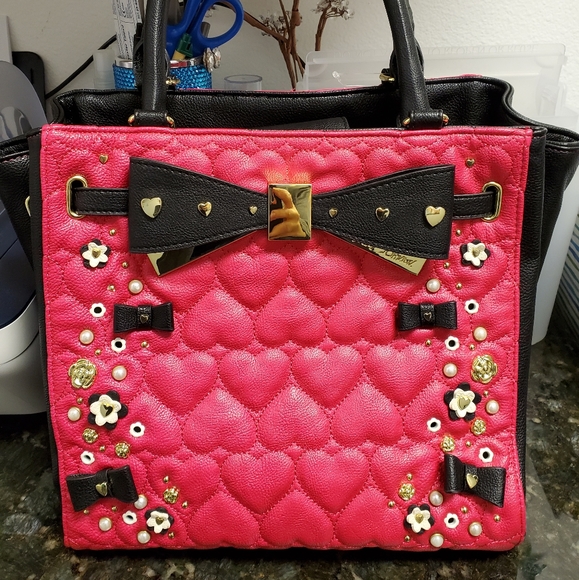 Betsey Johnson Handbags - Betsy Johnson Purse
